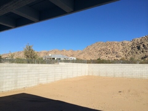 Building Photo - 4 BEDROOM HOME WITH VIEWS, NEAR WAALEW IN SYCAMORE ROCKS AREA OF APPLE VALLEY.