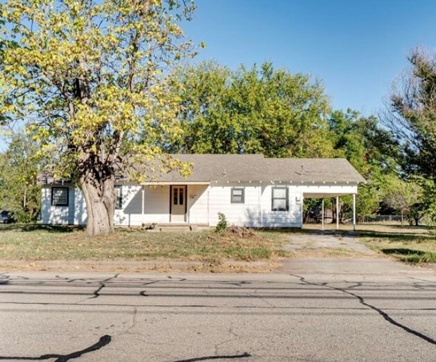 Primary Photo - 602 E Jefferson St