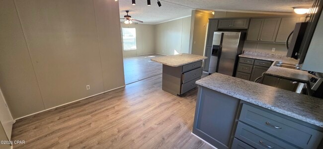 Building Photo - 2726 Canal Ave