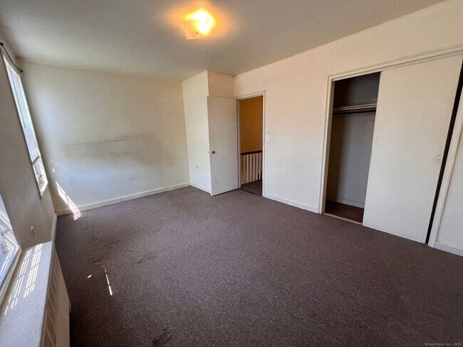 Building Photo - 254 Texas Ave