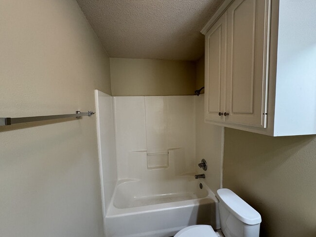 Building Photo - Beautiful Duplex in Northwest Lubbock