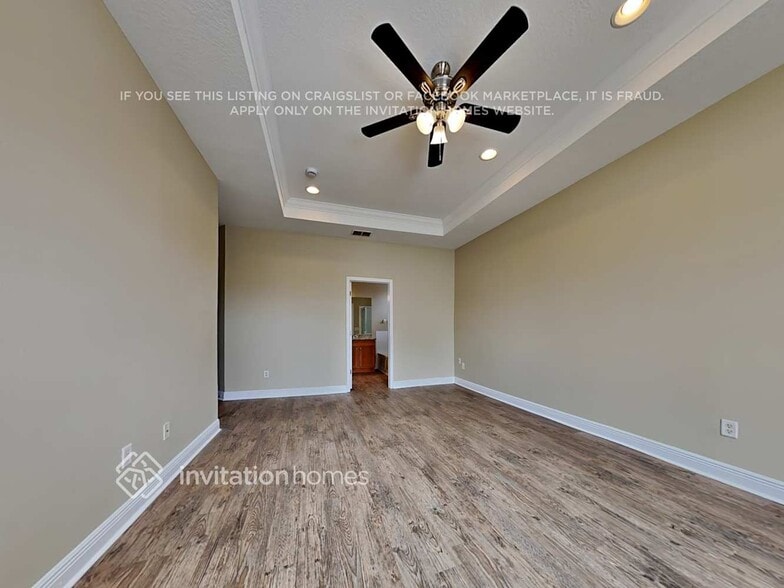 Building Photo - 411 Thicket Crest Rd