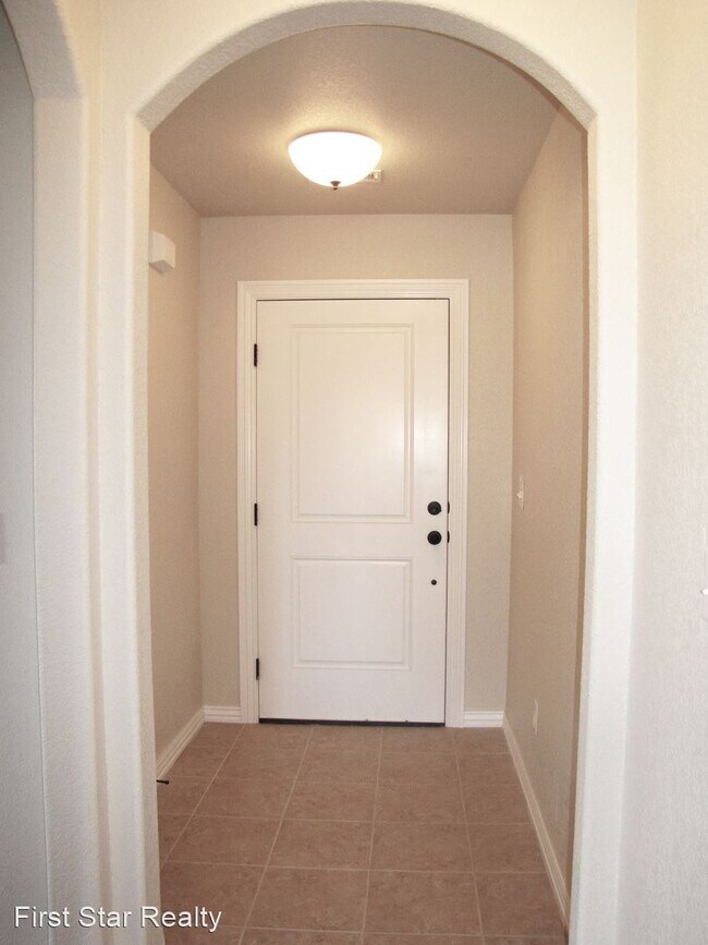 Building Photo - 3 br, 2 bath House - 1630 Omaha Drive