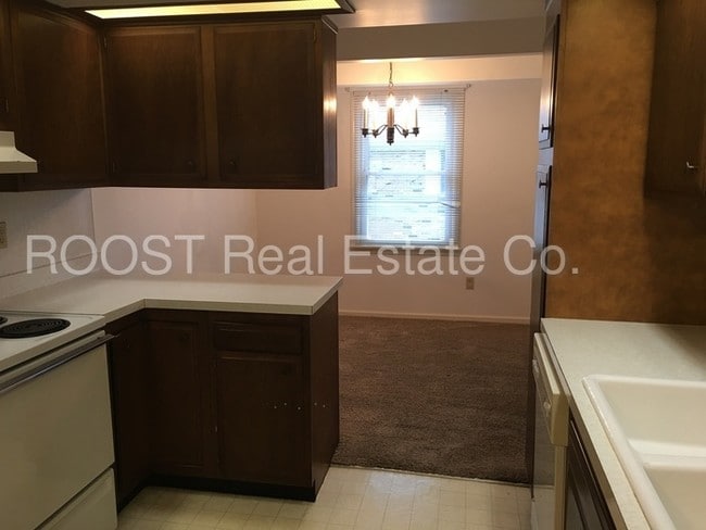 Building Photo - 125 Berwick Dr