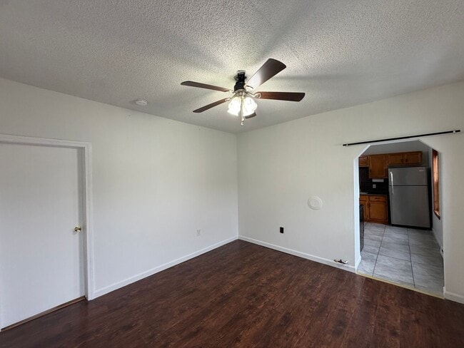 Building Photo - 26 Abbott St