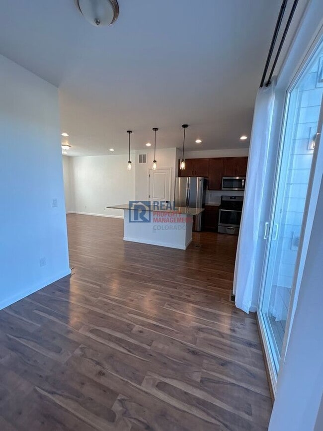 Building Photo - 5552 Canyon View Dr