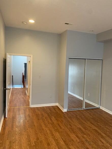 Building Photo - 2233 E Biddle St