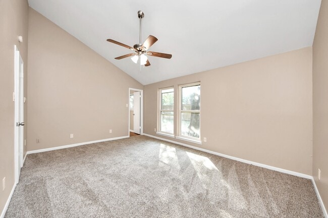 Building Photo - 11923 Briar Forest Dr
