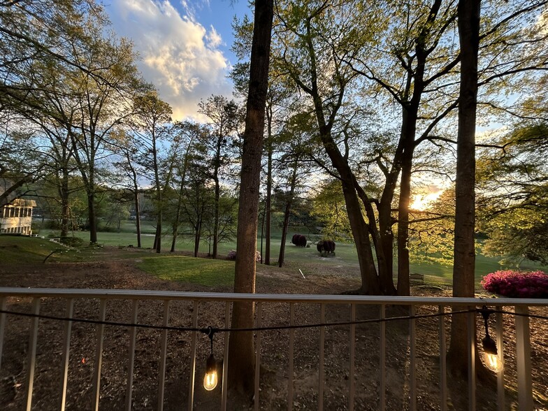 Overlooking Cross Creek golf course - 157 Elysian Way NW