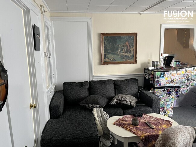 Building Photo - 46 Lafountain St