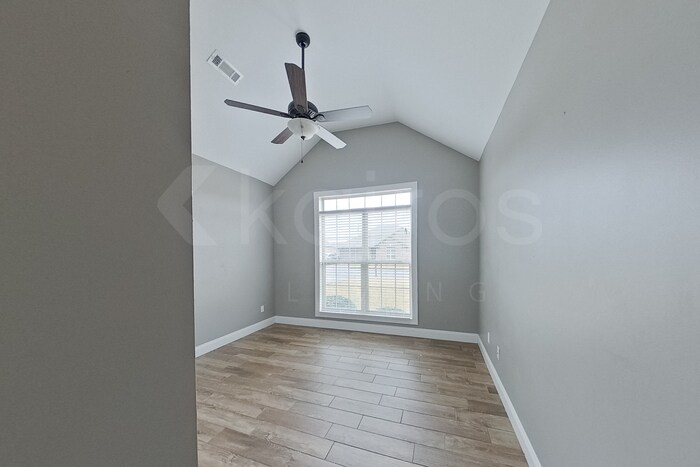 Building Photo - 97 Cottonwood Dr