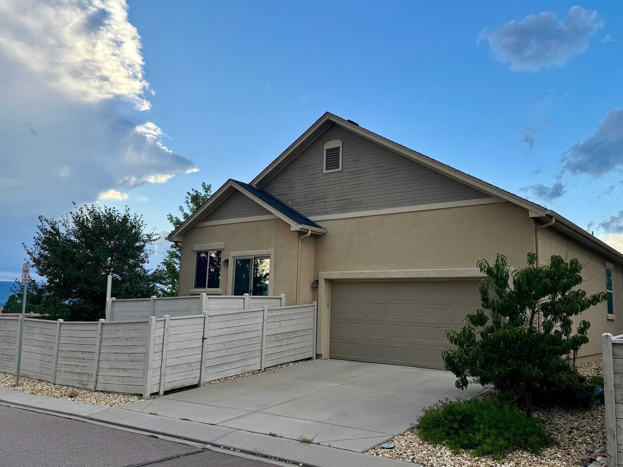 attached garage/fenced yard - 1810 Volterra Way