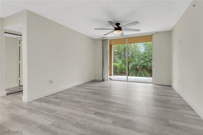 Building Photo - 1220 Wildwood Lakes Blvd