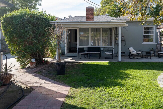 Building Photo - 6328 Camellia Ave
