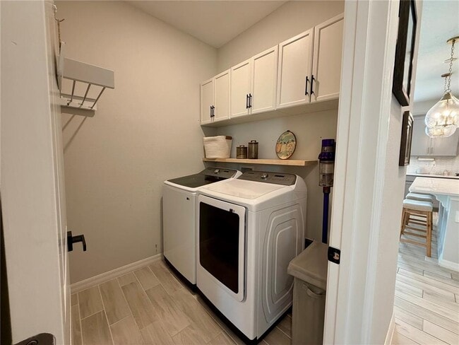 Building Photo - 2679 Ridgetop Ln