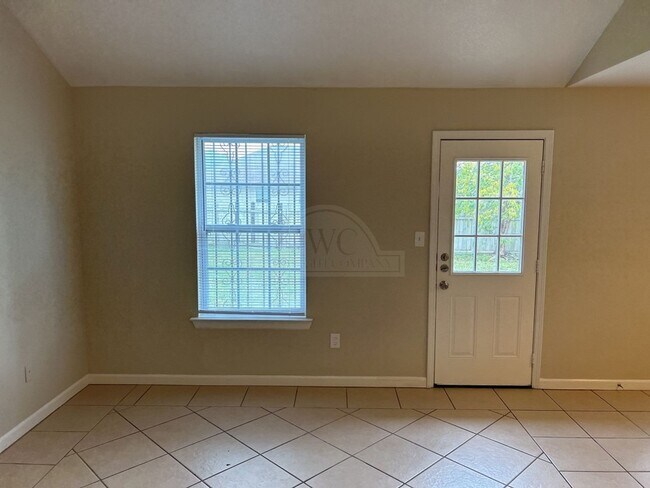 Building Photo - 3504 Warfield Dr