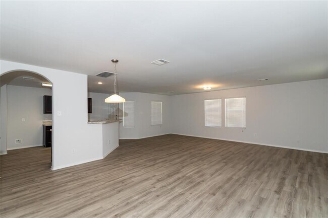 Building Photo - 18642 Rock Flats Ravine Dr
