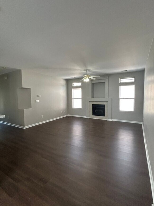 Building Photo - Beautiful Ranch home in Masterson Station                260615