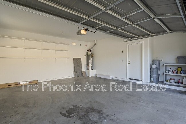 Building Photo - 4456 E Oxford Ln