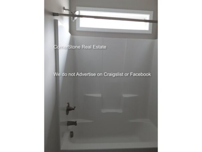 Building Photo - 103 Jude Ct