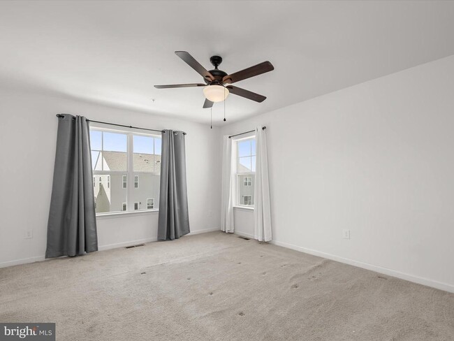 Building Photo - 415 Bodkin St
