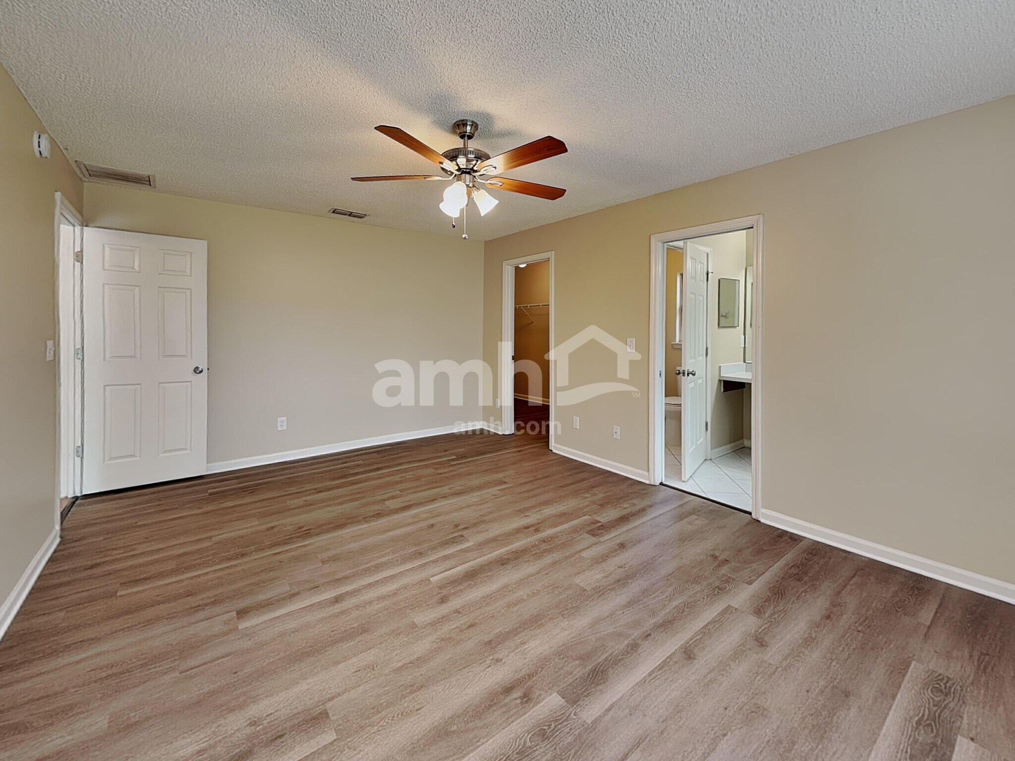 Building Photo - 12407 Hatton Chase Ln E