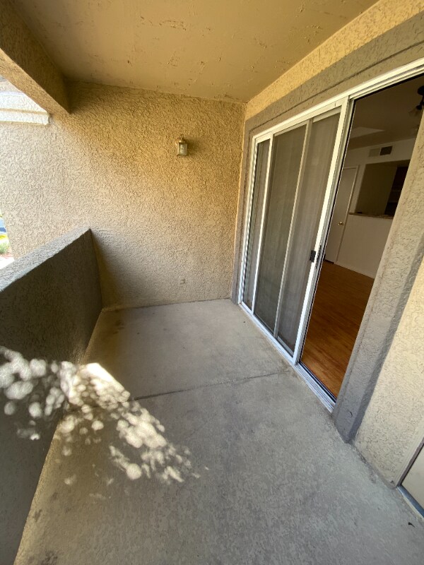 Building Photo - 2300 E Silverado Ranch Blvd