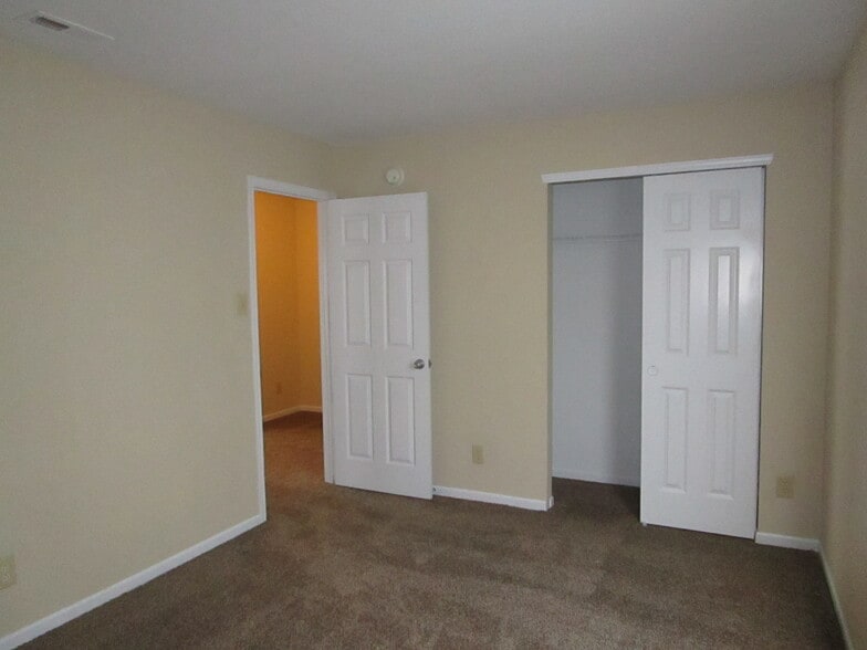 Building Photo - 2890 Sentiment Ln