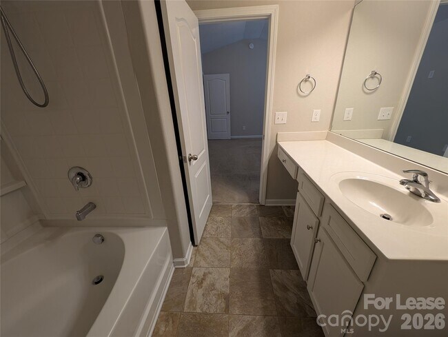 Building Photo - 8419 Candlenut Ln