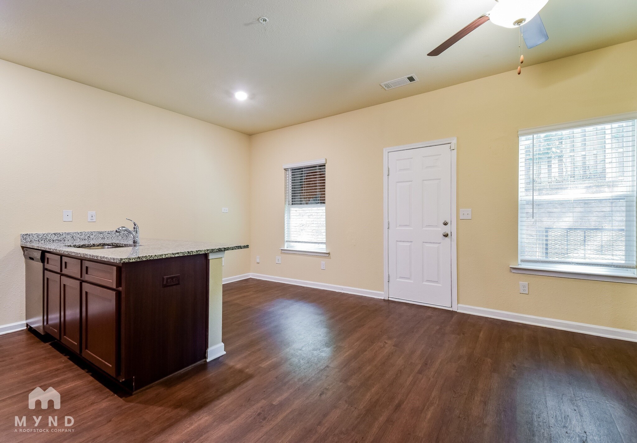 Building Photo - 306 Highwood Ln