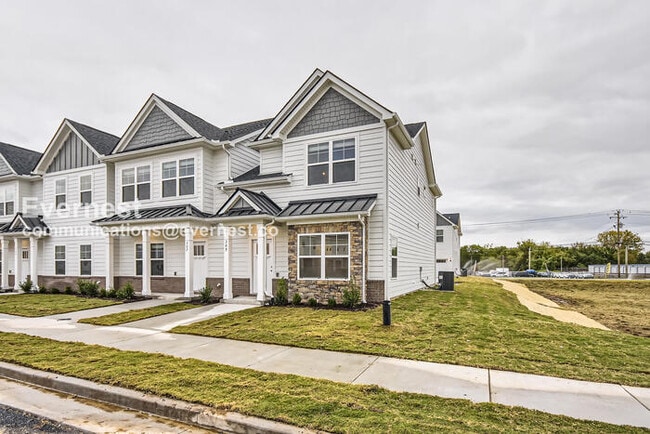 Building Photo - 345 Raines Ct