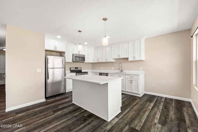 Building Photo - 2716 Oak Hammock Dr