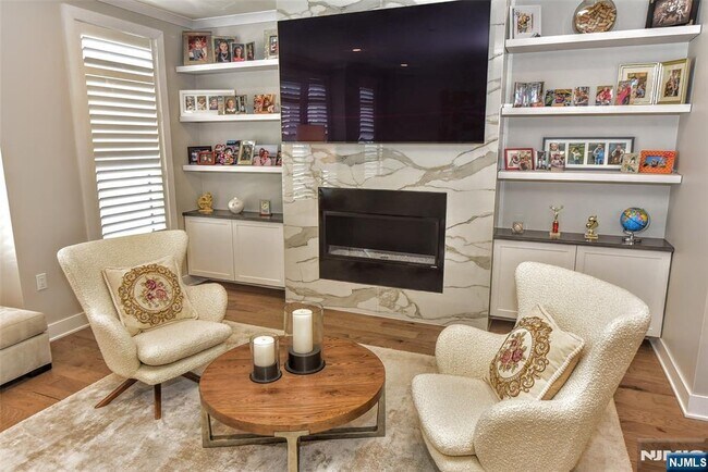 Building Photo - 32 Cinnamon Dr