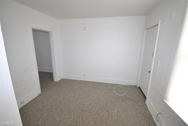 Building Photo - 1 br, 1 bath  - 553 S 4th Ave #2 -