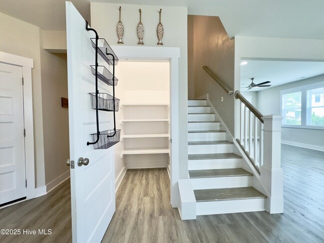 Building Photo - 102 Bogue Harbor Ct