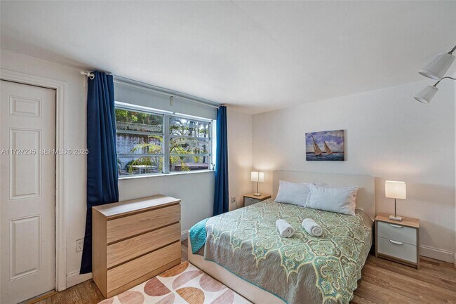 Building Photo - 1428 SW 11th Terrace