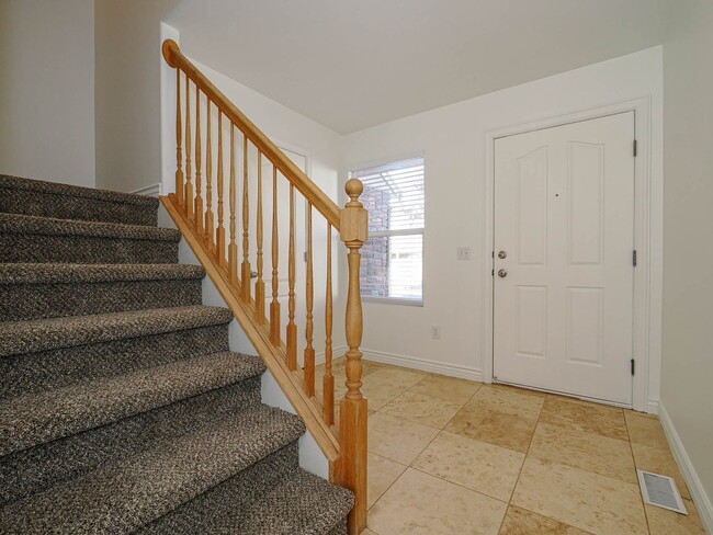 Building Photo - West Jordan Townhome