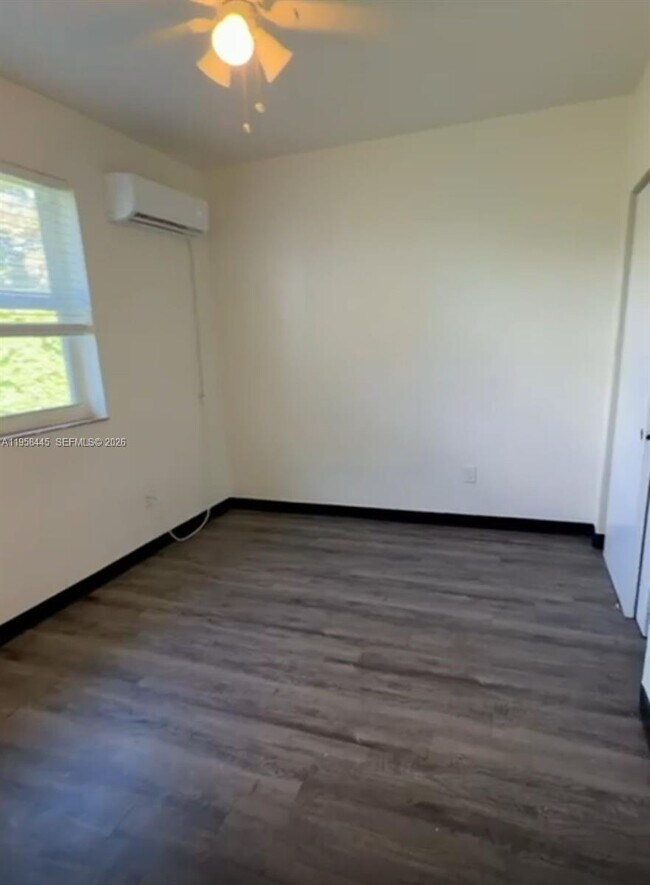 Building Photo - 1191 NW 8th Street Rd