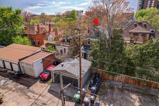 Building Photo - 1136 N Washington St