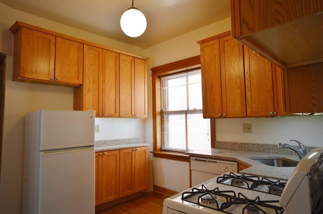 Floorplan - 3810 N. Greenview