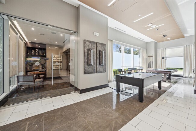 Building Photo - 9870 Gaylord Dr