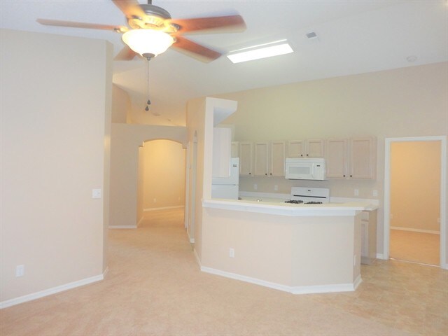 Building Photo - 1410 Scotch Pine Dr