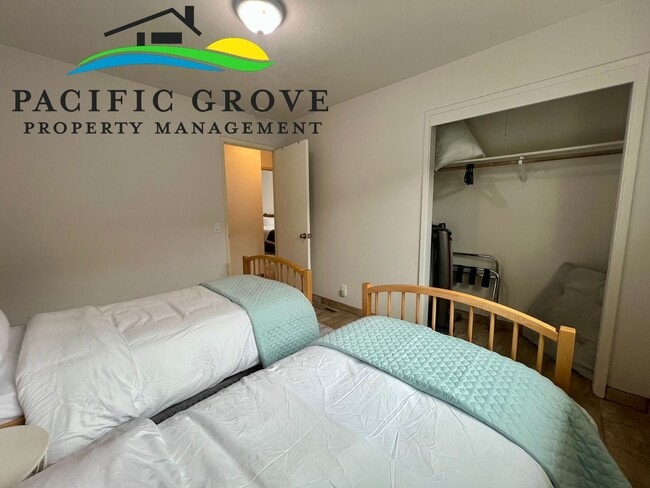 Building Photo - Furnished Single Family Home in Pacific Grove available NOW!