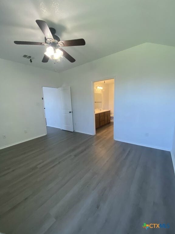 Building Photo - 2708 Hector Dr