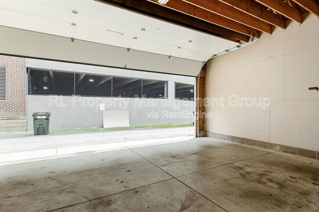 Building Photo - 51 E Prescott St