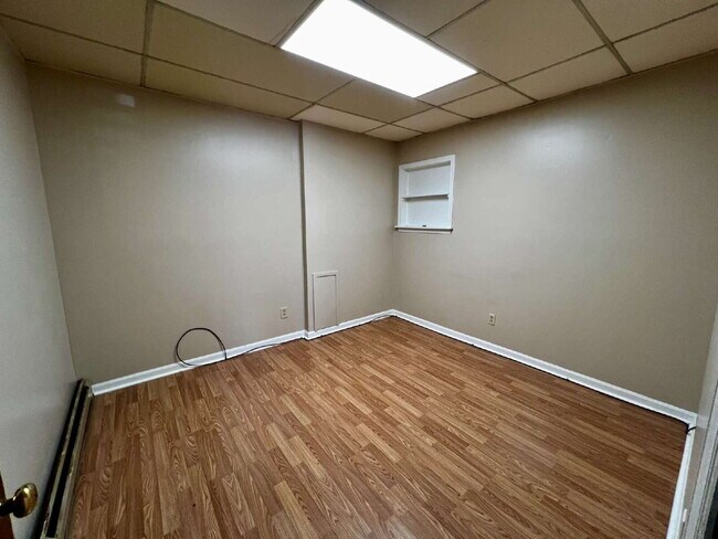 Building Photo - "Charming 1-Bedroom in Dunn, NC!"