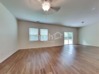 Building Photo - 209 Orion Way