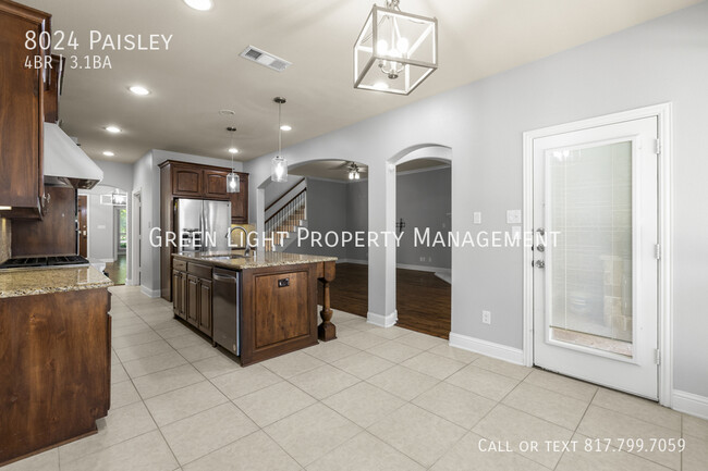Building Photo - 8024 Paisley-