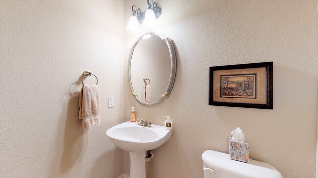 Building Photo - 26 Islewood Blvd