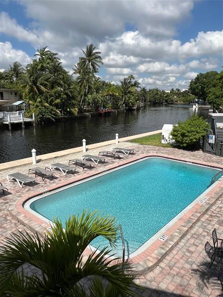 Building Photo - 1818 E Oakland Park Blvd